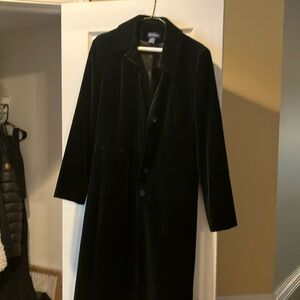Beautiful black velvet never worn coat  great for any dressy occasion/ cold eve